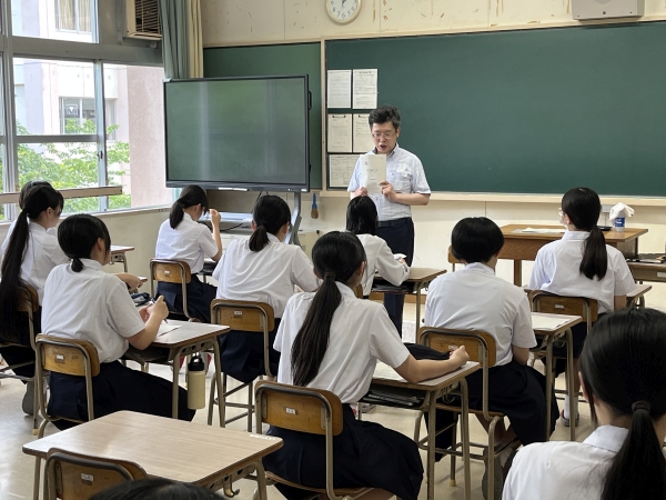 鹿児島女子高等学校での講演の様子